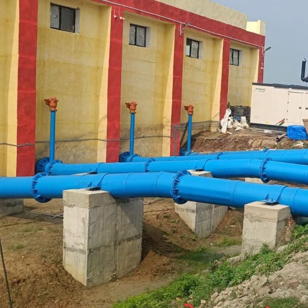 नैपुरा पंप हाउस का लोकार्पण विवादों में फंसा:शिलापट पर विधानसभा के नाम को लेकर विवाद, बीकापुर-रुदौली विधायक कर चुके हैं निरीक्षण