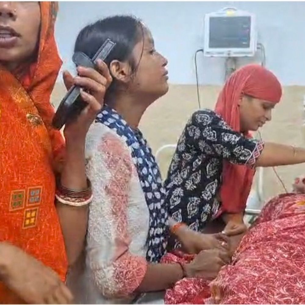 सकसोहरा में सीएनजी वाहन की टक्कर से महिला की मौत:एनएमसीएच में इलाज के दौरान तोड़ा दम, पांच बच्चों के सिर से उठा मां का साया