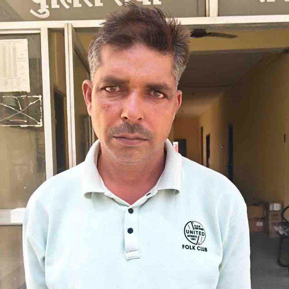 32 किलो डोडा-पोस्त बरामदगी मामले में मुख्य आरोपी गिरफ्तार:कई दिन से चल रहा था फरार, मकान से मिला था नशीला पदार्थ