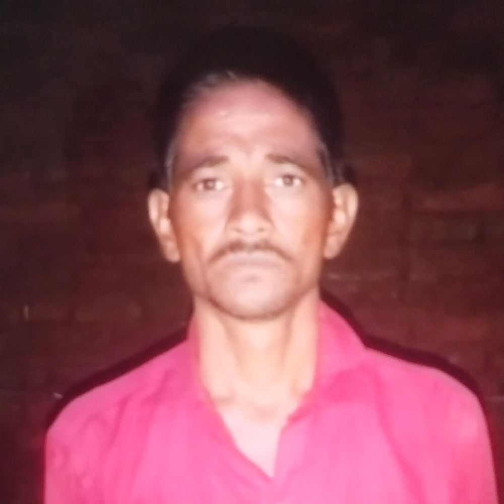 किसान ने कीटनाशक पीया, इलाज के दौरान मौत:पत्नी का आरोप- बांध के मुआवजे का पैसा नहीं मिलने से परेशान थे