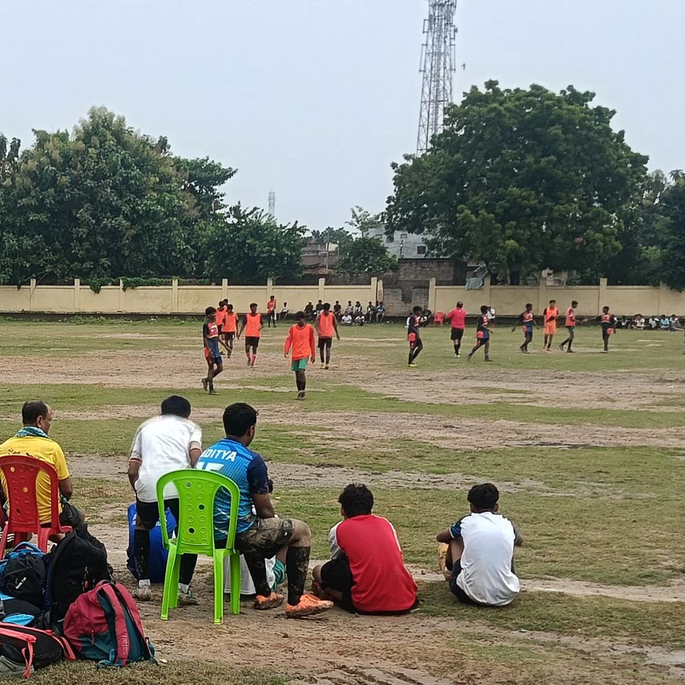 जमुई अंडर-19 फुटबॉल में चैंपियन बना:मुंगेर प्रमंडल स्तरीय खेल प्रतियोगिता में अंडर-14, अंडर-17 में उपविजेता; ताइक्वांडो में पदक