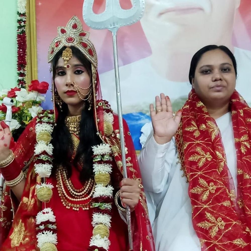 शेखपुरा में नवरात्रि पर दुर्गा, सरस्वती और लक्ष्मी की झांकी:राजयोग से बुराइयां खत्म करने का दिया संदेश, भाईचारे से त्योहार मनाने की अपील