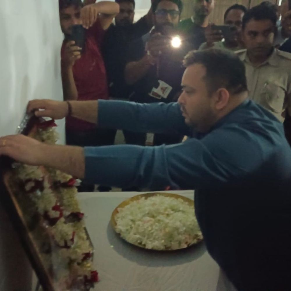‘JDU को भाजपा ने हाईजैक कर लिया’:तेजस्वी बोले-नीतीश कुमार वाली जदयू नहीं रही, पूर्व विधायक सच्चिदानंद यादव को दी श्रद्धांजलि
