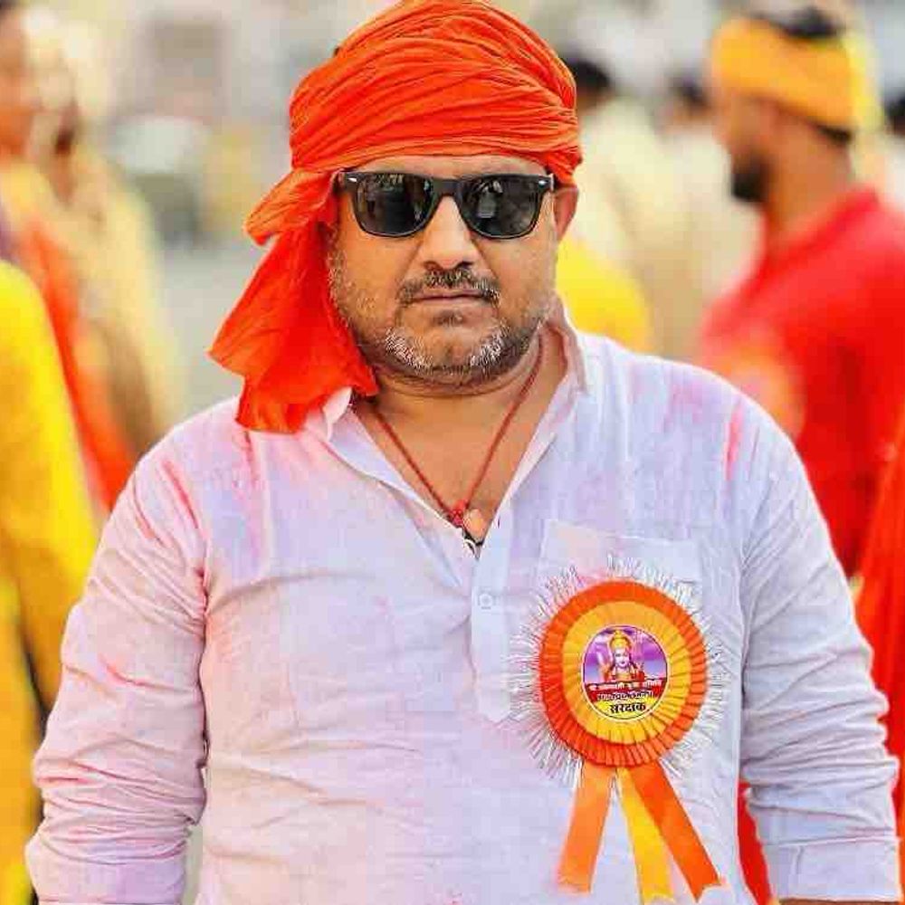 BJP-नेता रिंकू पाठक के 3 ठिकानों पर EOU की रेड:आय से अधिक संपत्ति मामले में कार्रवाई, केसरिया नगर परिषद की चेयरमैन है पत्नी