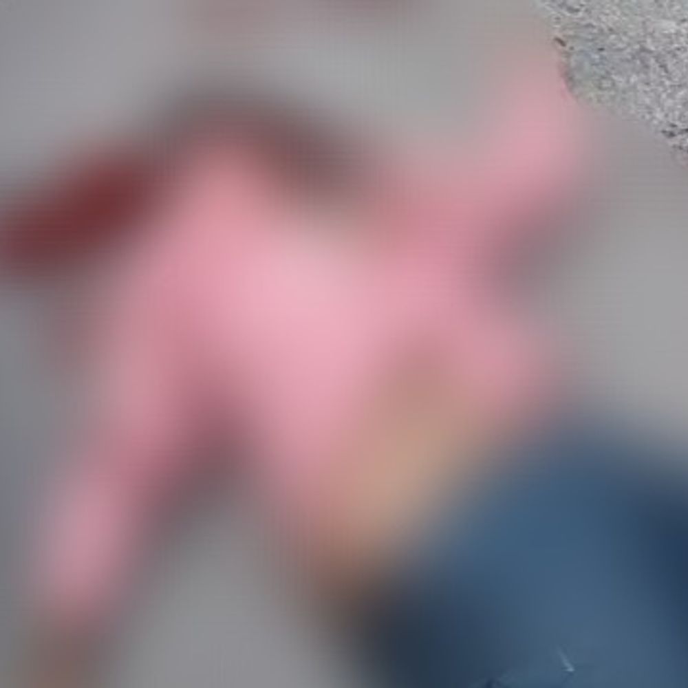 किशनगंज में डंपर ने बाइक सवार को रौंदा, मौत:नेशनल हाईवे पर आजाद चौक के पास एक्सीडेंट, एक घायल