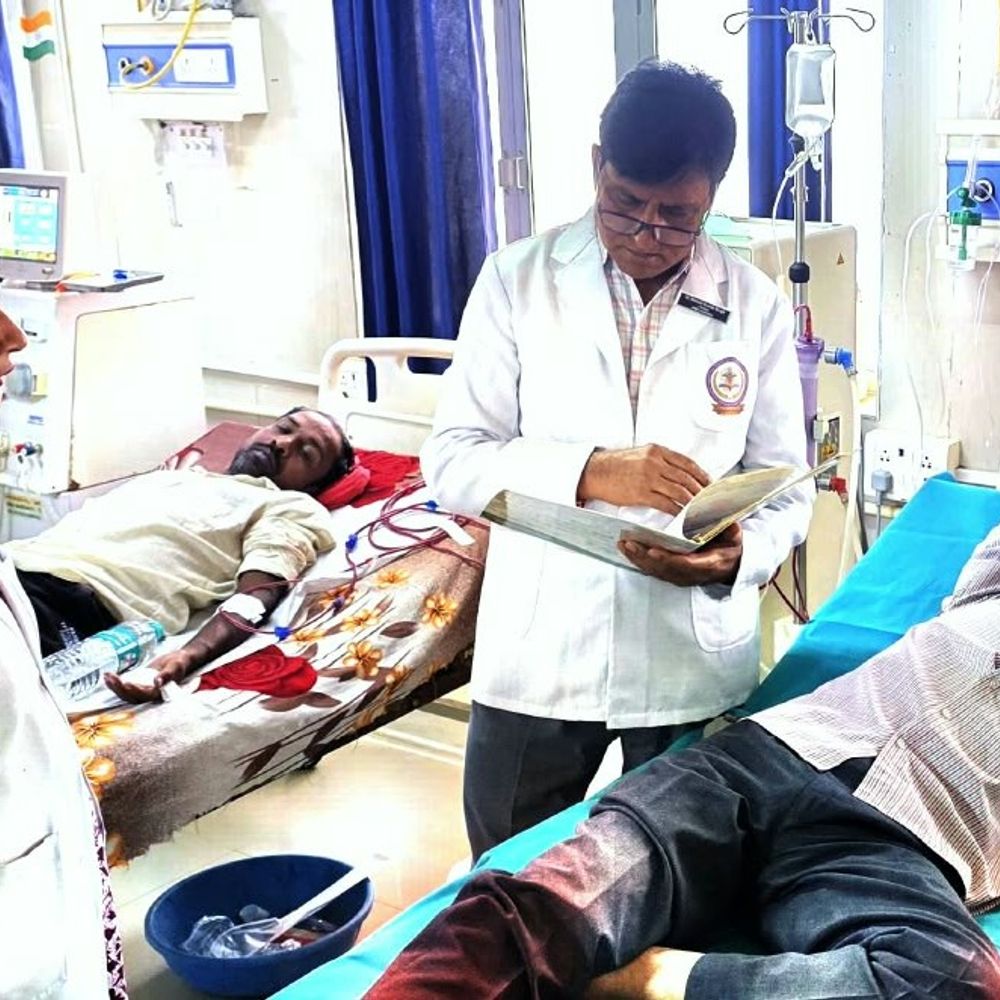 कौशांबी मेडिकल कॉलेज में 8 हजार से ज्यादा डायलिसिस:आयुष्मान लाभार्थियों को डायलाइजर और जरूरत के अनुसार इंजेक्शन
