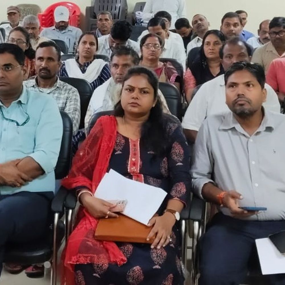 कटिहार-1.99 लाख किसानों के खाते में पहुंचे 39.90 करोड़ रुपये:प्रत्येक किसान परिवार के खाते में भेजे गए 2,000 ; 16 प्रखंडों में कार्यक्रम