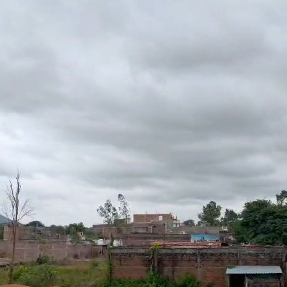 मैहर में बूंदाबांदी और तेज हवाओं से ठंडक बढ़ी:अगले 3 दिन में मौसम बदलने, 40km प्रति घंटे तक हवा चलने का अनुमान