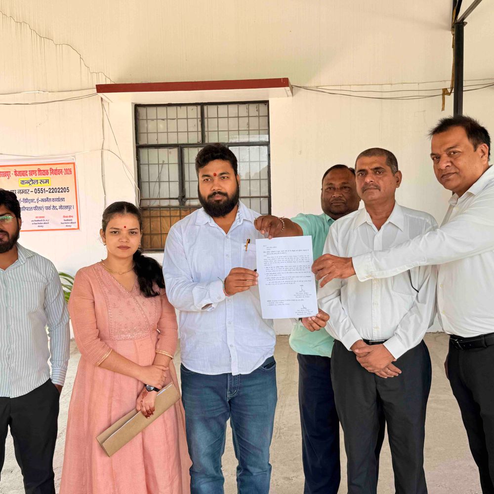 डांडिया-गरबा कार्यक्रमों में आधार कार्ड चेक करने की मांग:गोरखपुर में हिंदू जागरण मंच ने SSP को ज्ञापन सौंपा, हर आयोजन में पुलिसकर्मी रहें