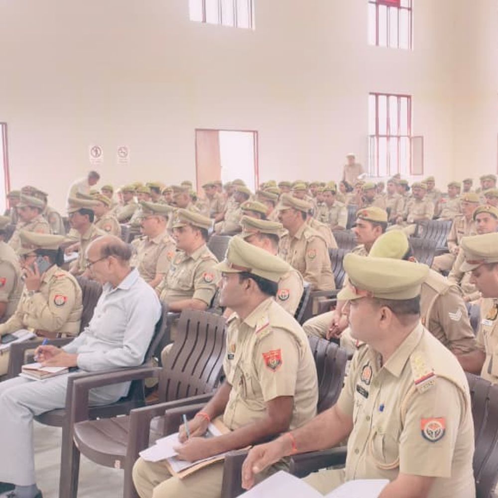 एमएलसी चुनाव को लेकर पुलिस अलर्ट:शांतिपूर्ण और निष्पक्ष चुनाव के लिए दिए सख्त निर्देश, कानून व्यवस्था बनाए रखने पर जोर