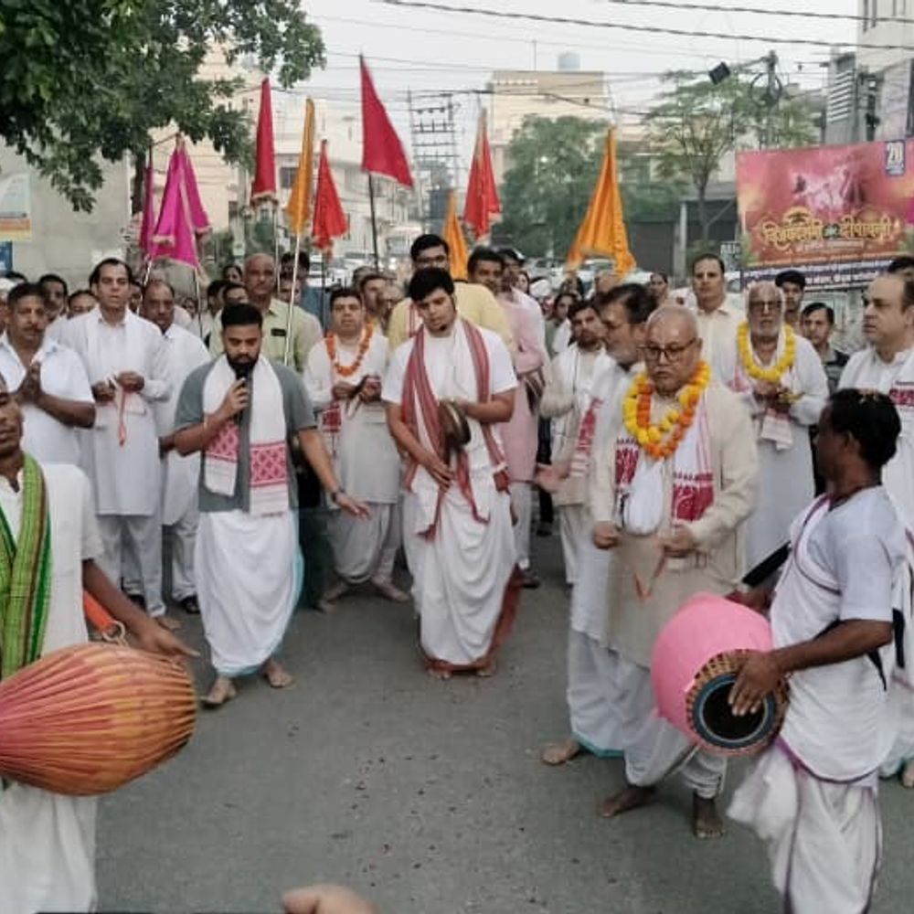 भगवान श्री कृष्ण का नाम संकीर्तन करने से नष्ट हो जाते हैं जीवन के पाप