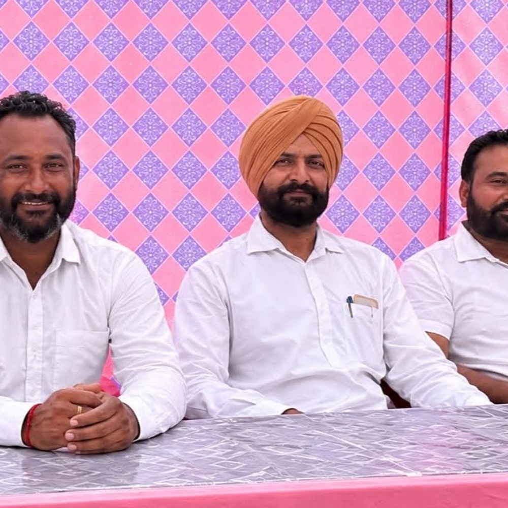बठिंडा की पंचायत ने एनर्जी ड्रिंक पर लगाई रोक:चोरी की घटनाओं-तस्करों के डर से फैसला; बेचने वालों पर लगेगा जुर्माना
