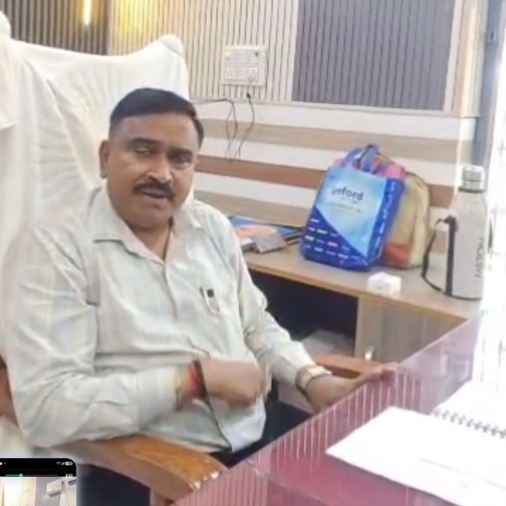 पटियाली BDO कमीशनखोरी वीडियो मामले में निलंबित:जांच रिपोर्ट शासन को मिलते ही हुई कार्रवाई, जिले में मचा हड़कंप