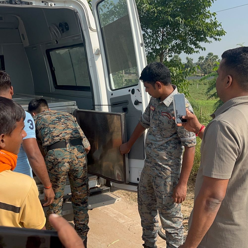 बक्सर में थाने के पास युवक का शव मिला:पहचान नहीं हो सकी, शरीर पर चोटे के निशान नहीं, नशे के ओवरडोज की जांच जारी