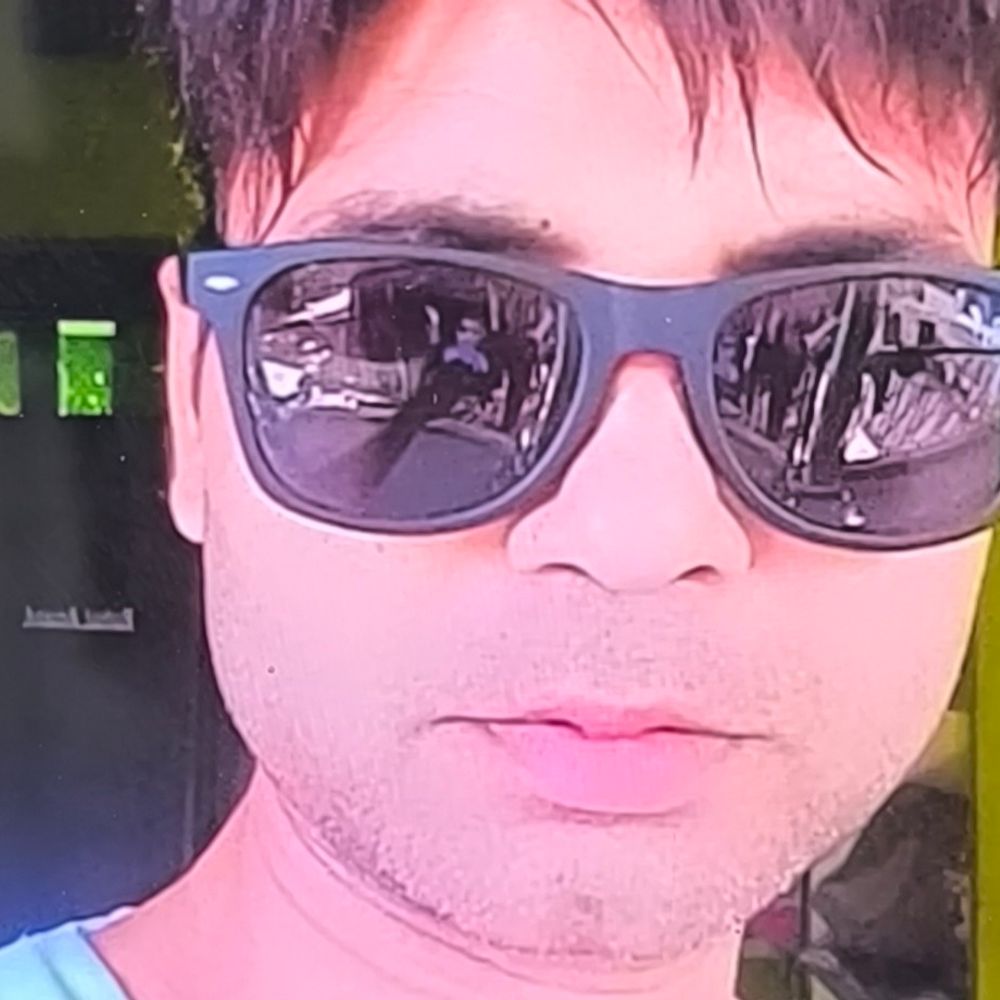 ट्यूशन से लौट रहे शिक्षक की हादसे में मौत:मैनपुरी में स्कूटी सवार किशोर ने बाइक को टक्कर मारी थी; आगरा के अस्पताल में इलाज के दौरान दम तोड़ा