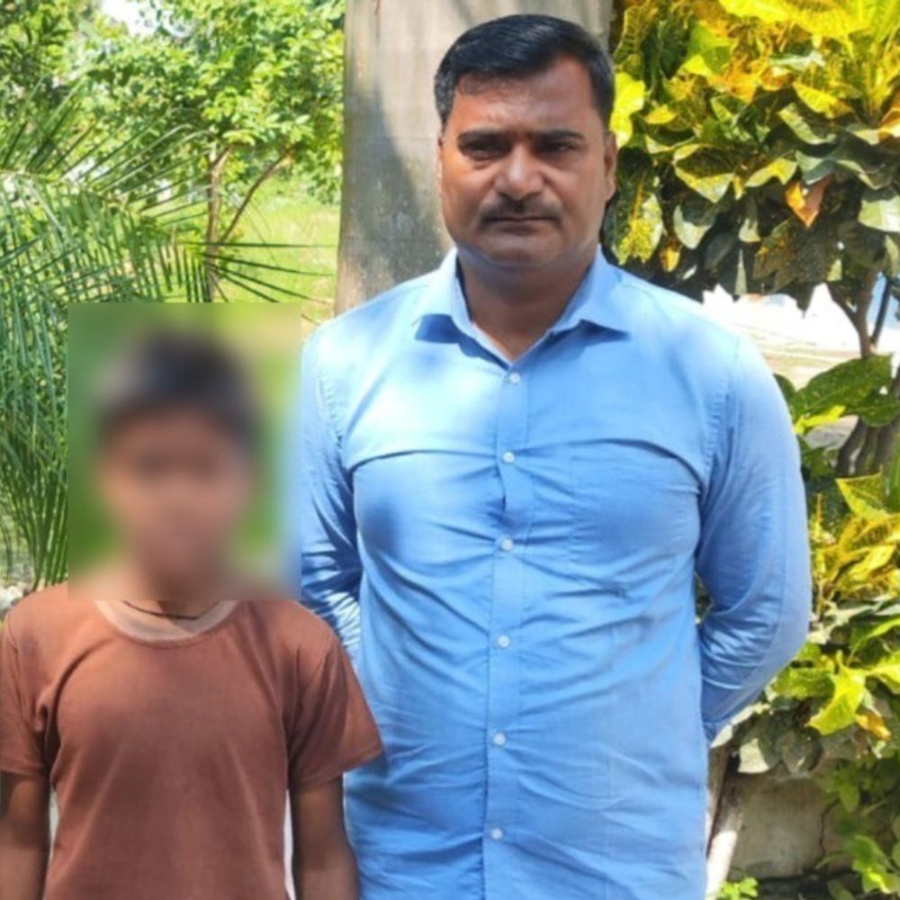 अमेठी में 10 साल का मासूम 8 घंटे में मिला:घर से नाराज होकर मंदिर में छिपा था, पुलिस ने ‘ऑपरेशन मुस्कान’ से खोजा