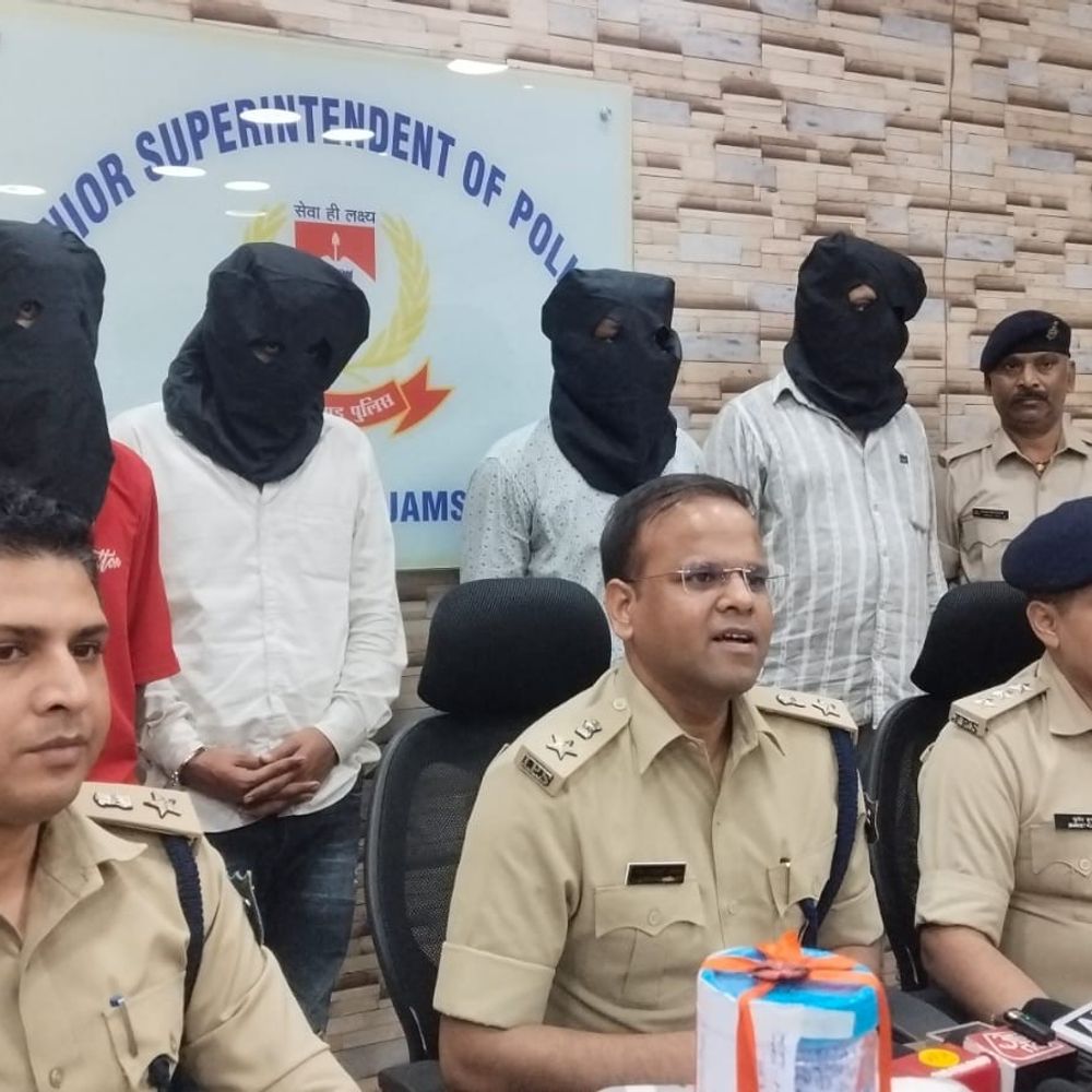 जमशेदपुर में कारोबारी रंजिश में हत्या की साजिश नाकाम:चार गिरफ्तार, हथियारों के साथ पकड़े गए; बिहार से बुलाए गए थे शूटर