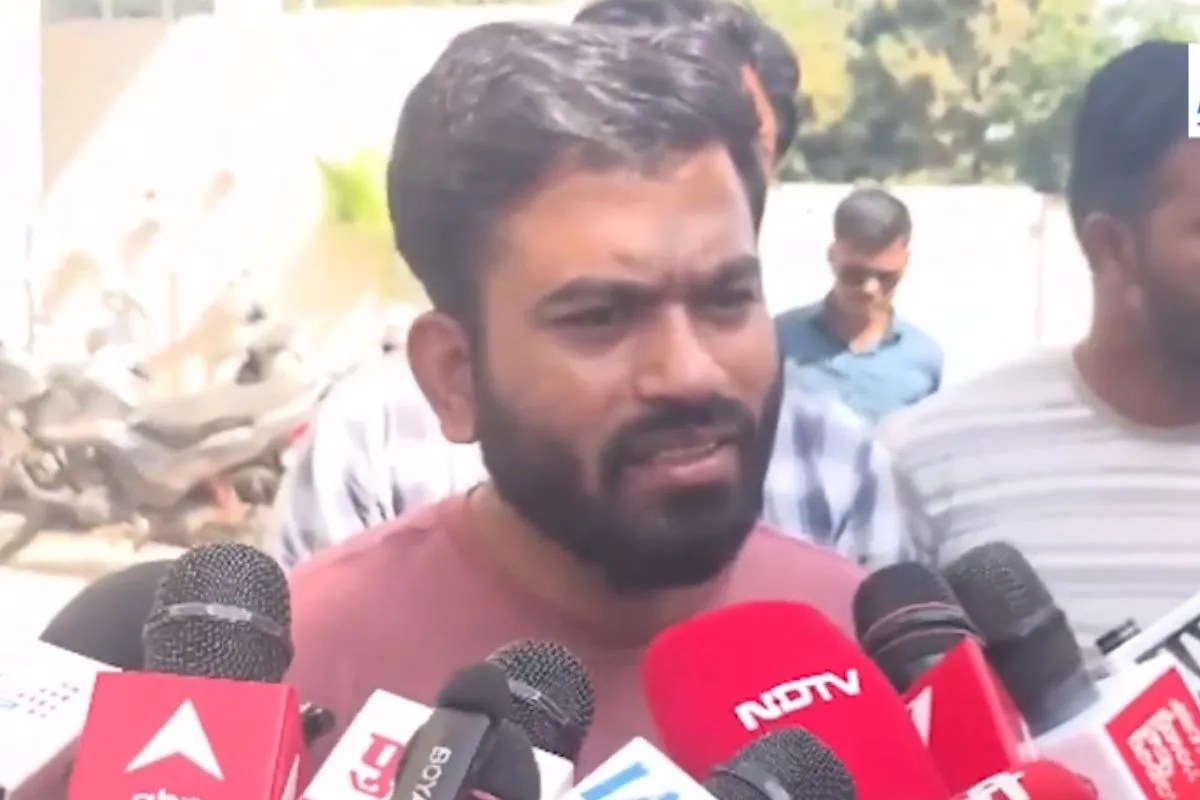 ‘ज्ञानेश कुमार इतने जरूरी क्यों?’ अभिजीत दीपके ने मोदी सरकार से पूछ लिया बड़ा सवाल