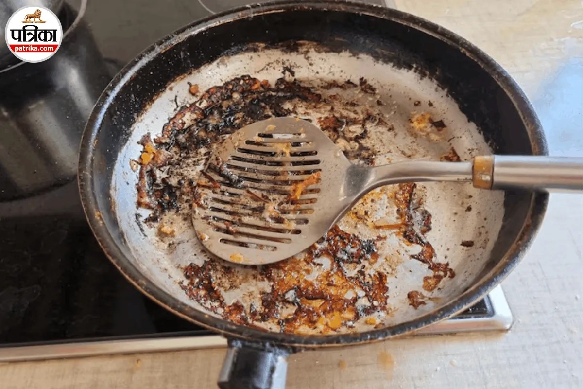 फ्राई पैन जल गया है तो कैसे करें साफ? नॉन स्टिक, स्टेनलेस स्टील और कास्ट आयरन के लिए जानें आसान तरीके