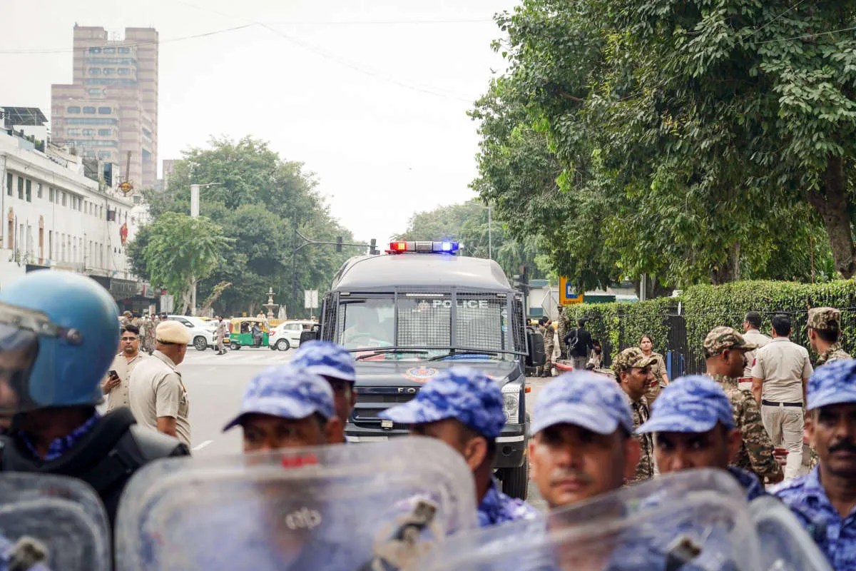 CJP Protest: मुंबई में सीजेपी के आंदोलन से पहले पुलिस का बड़ा एक्शन, शिवाजी पार्क की घेराबंदी, अंजली दमानिया हिरासत में