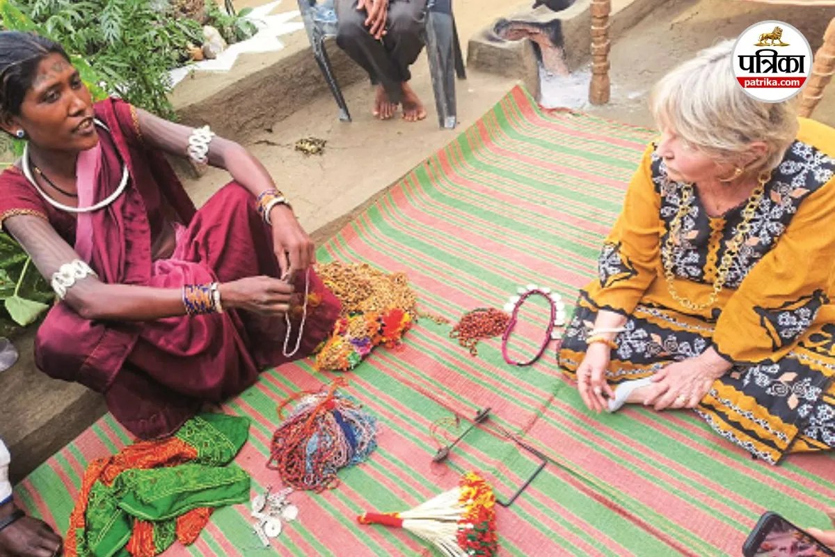 न सोना, न चांदी… घास से बनाती हैं खूबसूरत गहने, अब अमेरिका तक पहुंचा छत्तीसगढ़ के बीरन कला का हुनर
