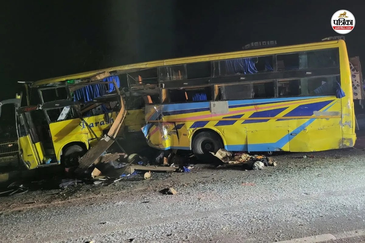 Rajasthan Road Accident: नींद में थे यात्री, होटल पर मुड़ते ही बस में घुसा ट्रक, आधी रात हाईवे पर मची चीख-पुकार