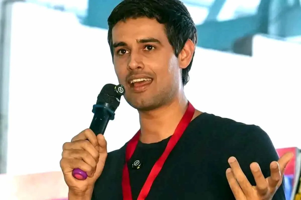 Dhruv Rathee Released: ध्रुव राठी हिरासत से रिहा, लेकिन पुलिस की चेतावनी ने बढ़ाई चर्चा; दिल्ली में 6,000 से ज्यादा लोग हिरासत में