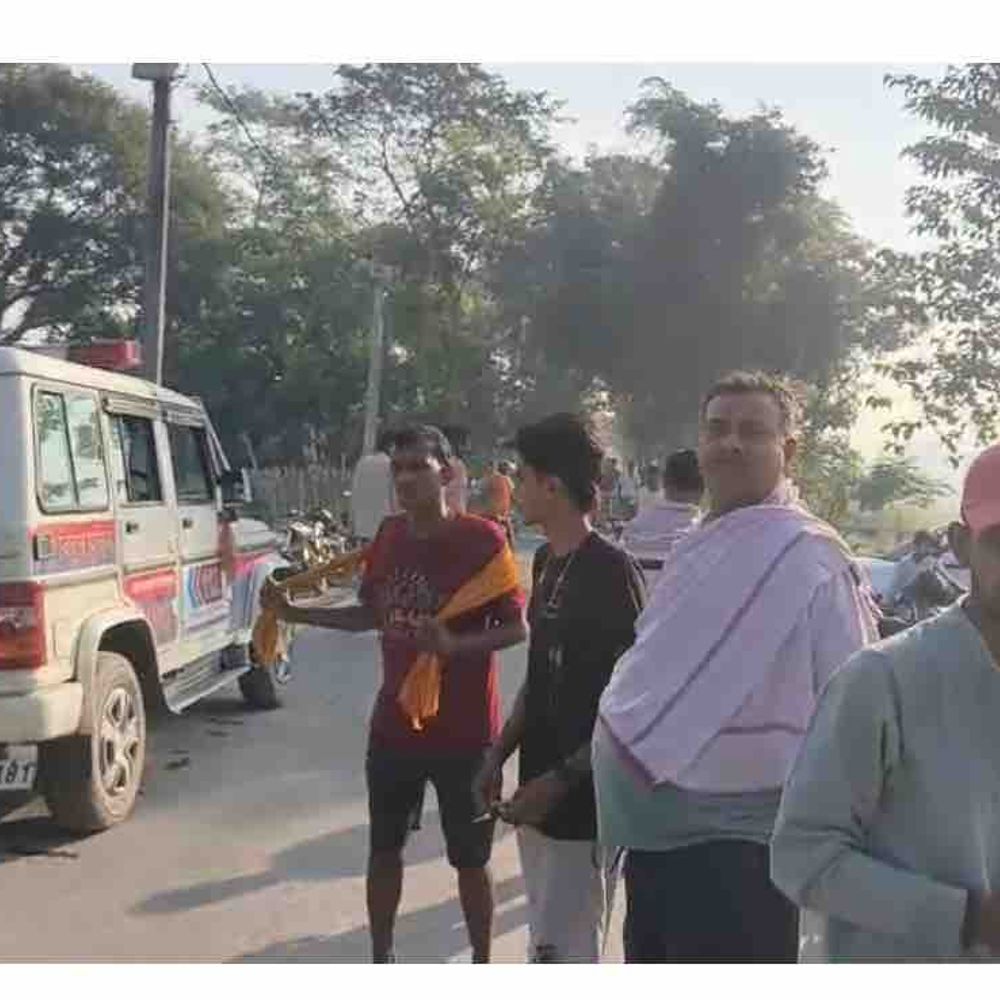 मोतिहारी में पति-पत्नी का फंदे से लटका शव मिला:एक साल पहले दोनों ने घर से भागकर किया था लव मैरेज
