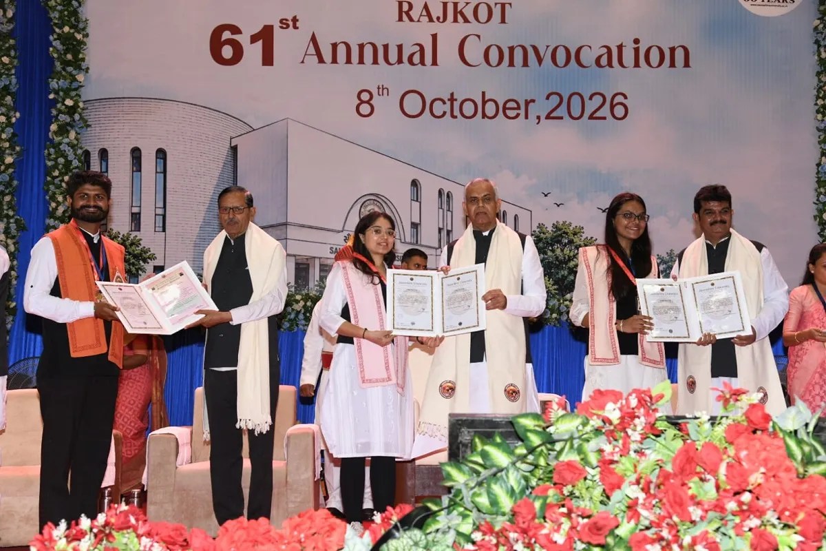 सामाजिक उत्तरदायित्व निभाना ही शिक्षित होने का सच्चा प्रमाण : राज्यपाल