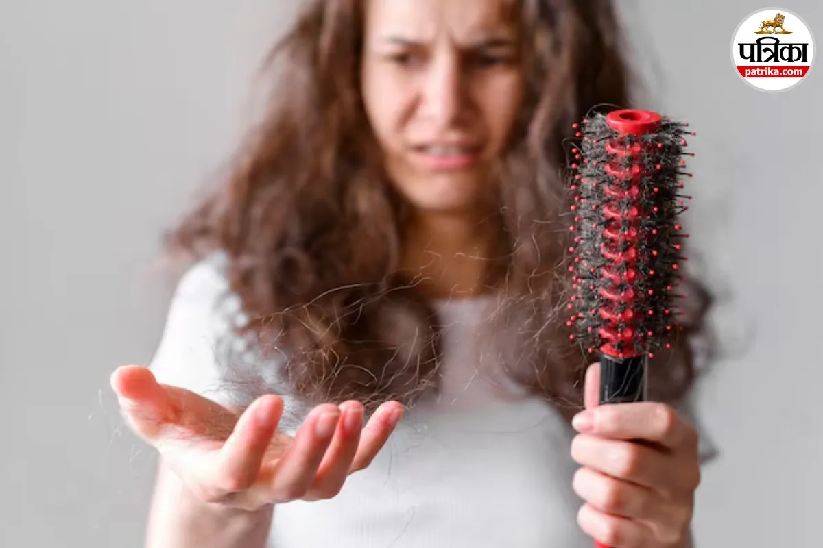 बालों को लंबा और घना बनाने में मददगार हो सकते हैं कद्दू के बीज का तेल? जानिए Hair Growth में कैसे करता है मदद