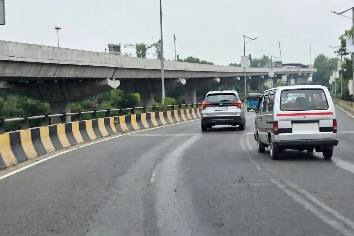 मौसम विभाग ने उन्नाव के लिए जारी किया अलर्ट: अगले 3 घंटे गरज-चमक के साथ भारी बारिश