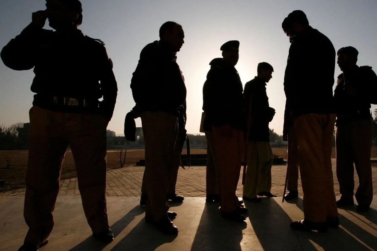 बलूचिस्तान में आधी रात घरों पर छापे, महिलाओं-बच्चों से मारपीट का आरोप, 2 भाई भी लापता