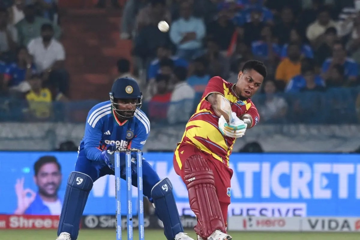 IND vs WI 4th T20: वेस्टइंडीज ने पहले 6 ओवर में ही तोड़ दिया 10 साल पुराना रिकॉर्ड, हैदराबाद में भी बल्लेबाजों ने मचाया गदर