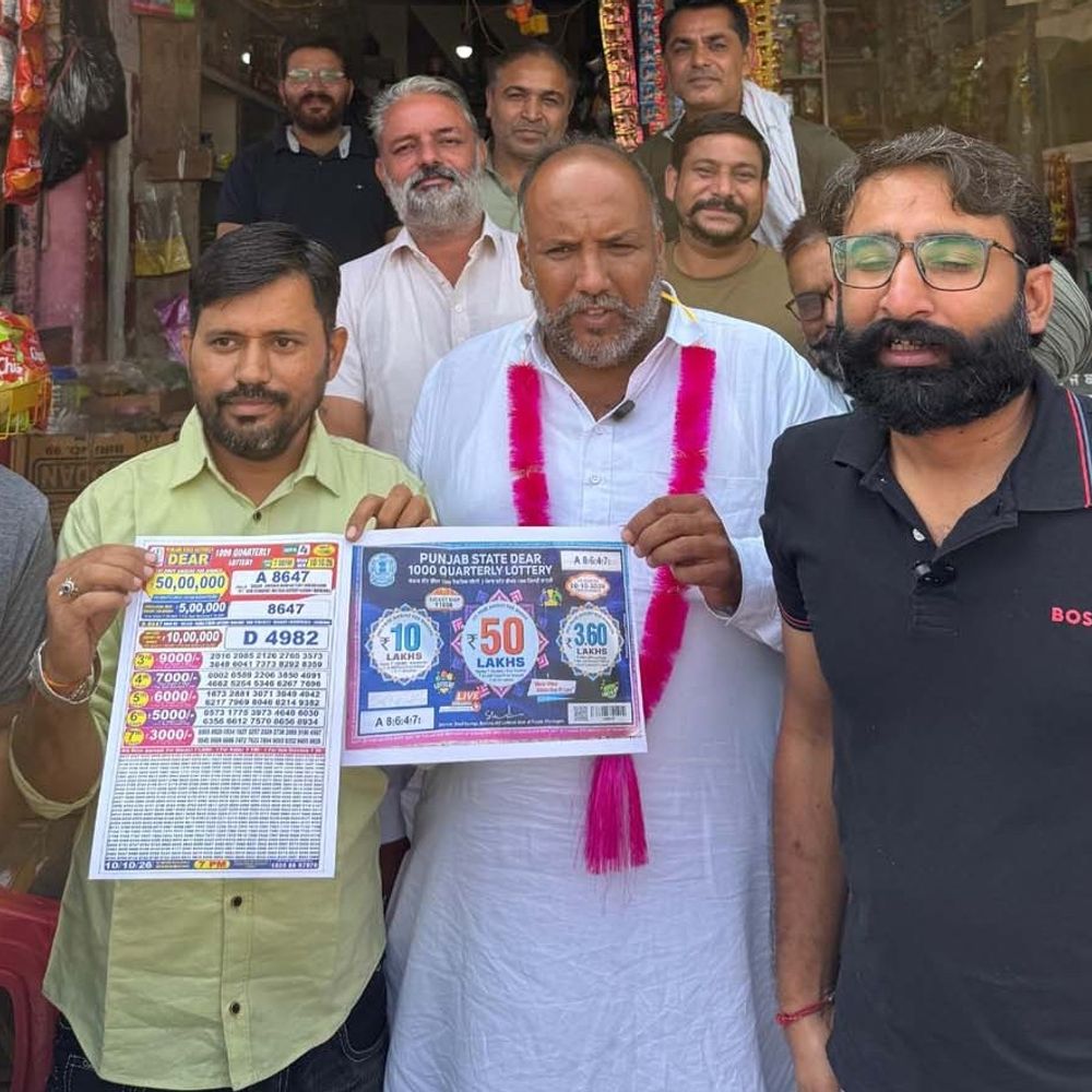 सिरसा के मंदीप ने जीता पंजाब वीकली लॉटरी का इनाम:अमावस्या पर बरनाला जाते वक्त खरीदा टिकट, लौटने से पहले फोन आया-50 लाख जीत गए