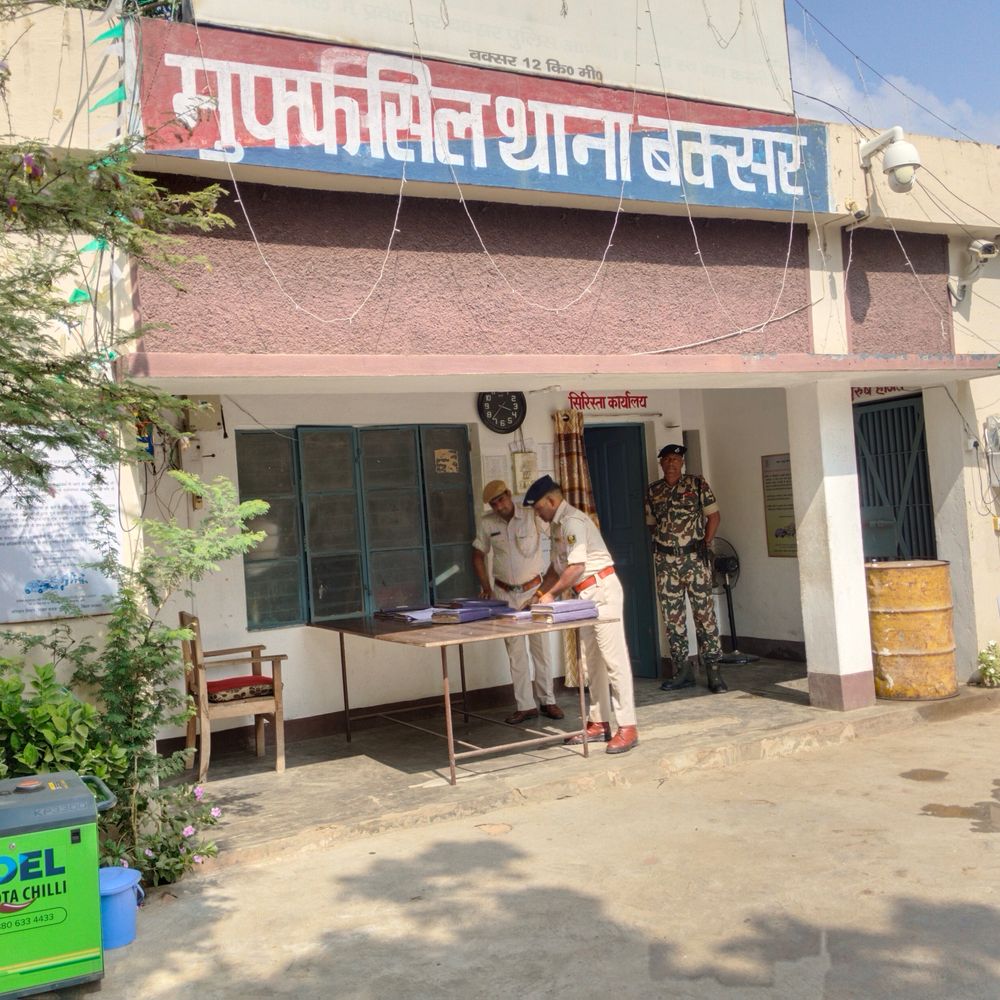 बक्सर में 3 साल के बच्चे से यौन अपराध:पंडाल के पास खेल रहा था, 100 मीटर दूर धान के खेत में ले गया आरोपी;गिरफ्तार