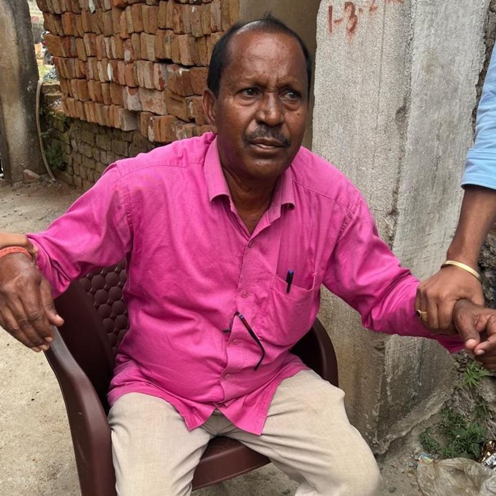हजारीबाग में पंचायत सचिव 9 हजार रुपए घूस लेते अरेस्ट:सड़क निर्माण की बकाया राशि देने के बदले मांगी थी रिश्वत, ACB ने की कार्रवाई