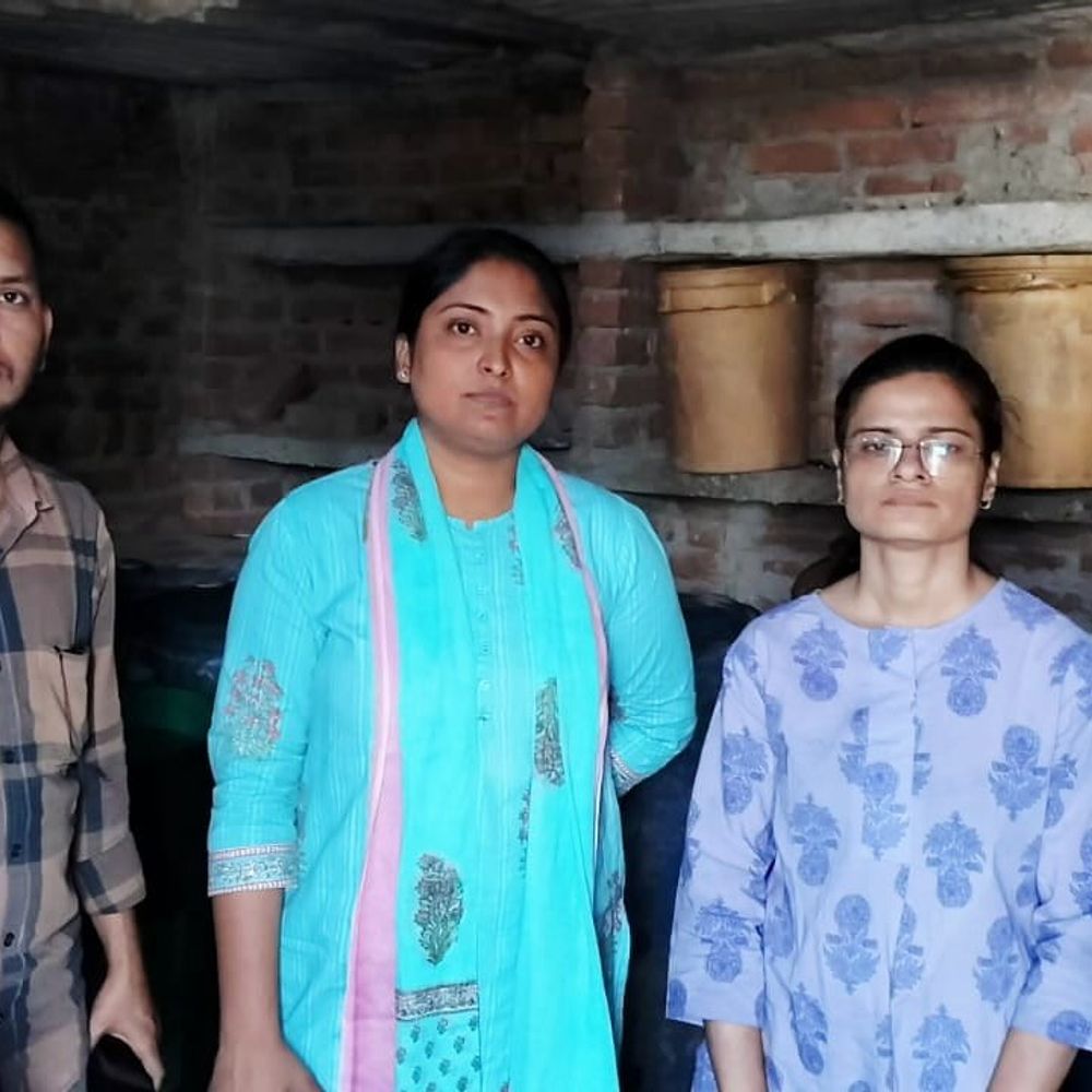 मैहर के सुंदरम होटल से 2000 लीटर अवैध डीजल-पेट्रोल जब्त:NH-30 स्थित होटल में अवैध ईंधन भंडारण पर प्रशासन की छापेमारी