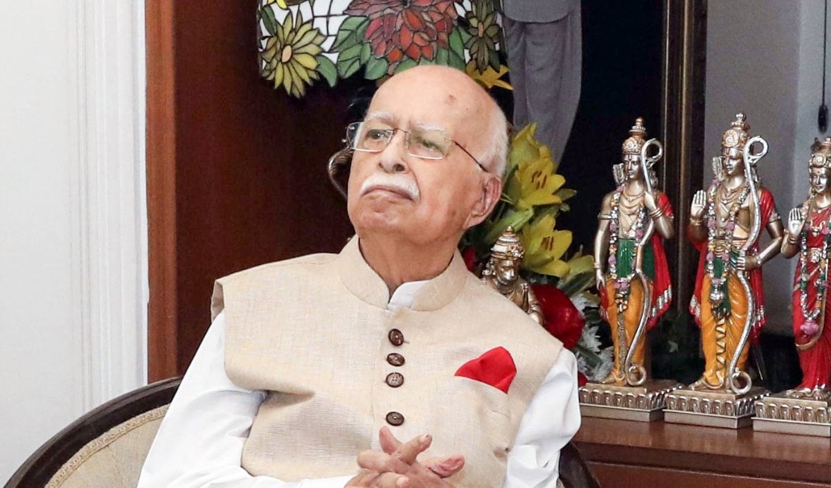 LK Advani Hospitalized | बीजेपी के वरिष्ठ नेता एल. के. आडवाणी सीने में संक्रमण के कारण अपोलो अस्पताल में भर्ती, हालत स्थिर
