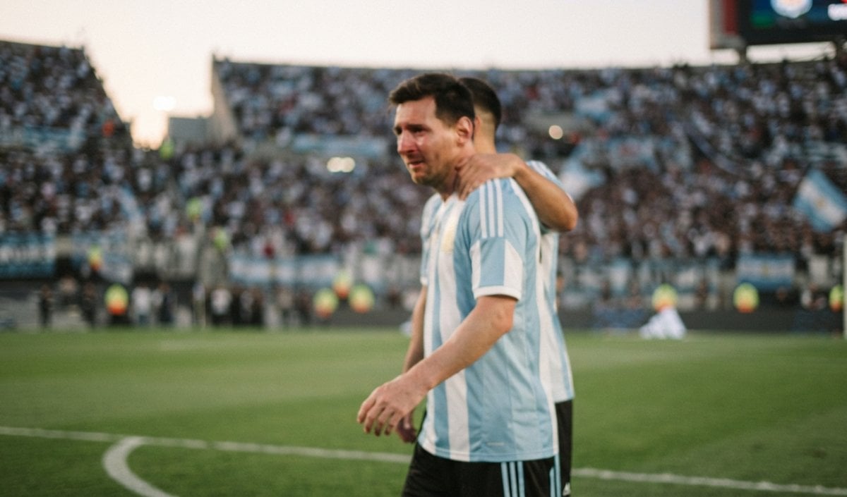 Lionel Messi की नम आंखों से विदाई, Argentina की जर्सी में 21 साल के सफर का हुआ अंत