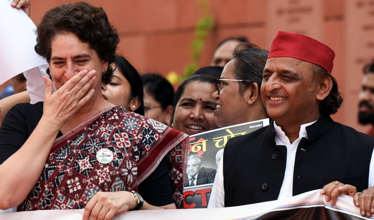 क्या सपा संग गठबंधन पर फंसा पेंच? कांग्रेस ने यूपी के लिए 150 सीटों की योजना तैयार की, प्रियंका गांधी ने संभाली कमान
