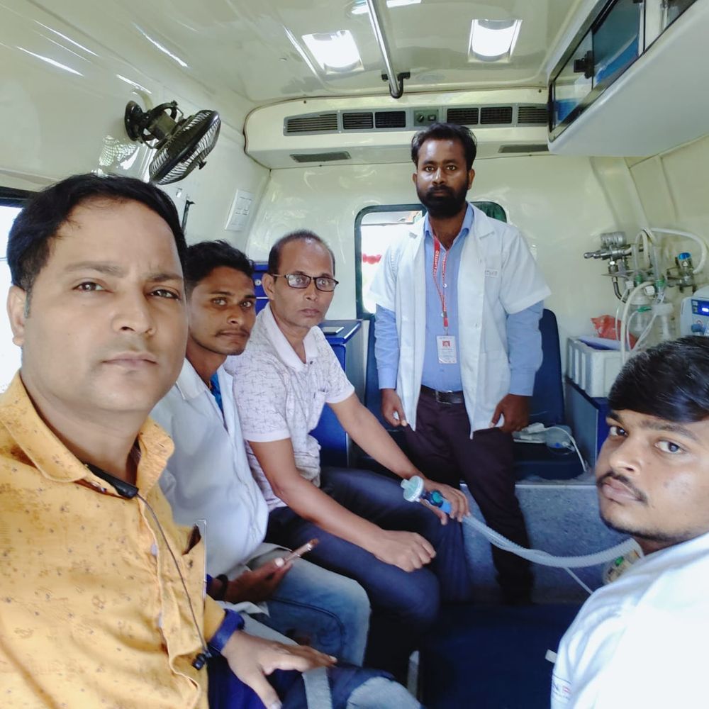 प्रशासन की सख्ती के बाद हरकत में आई 102 एंबुलेंस एजेंसी, कर्मचारियों को प्रशिक्षण दिया