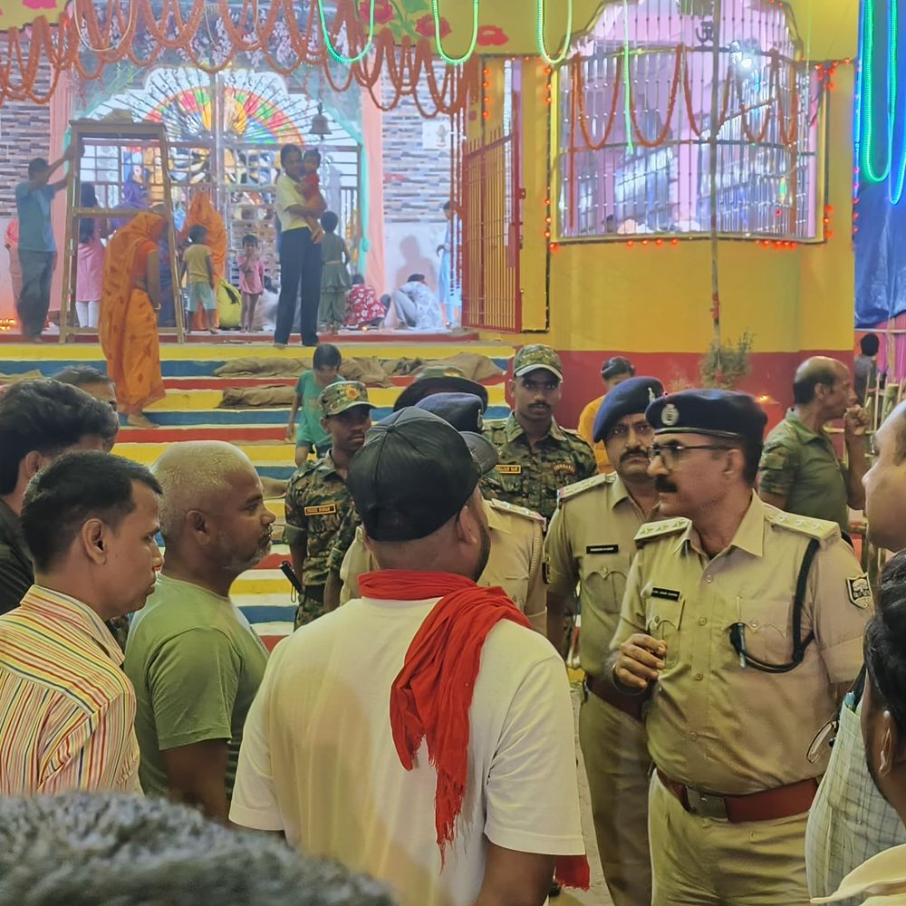 सुरक्षा व्यवस्था का जायजा लिया:कोलासी व मधुरा मंदिरों का निरीक्षण