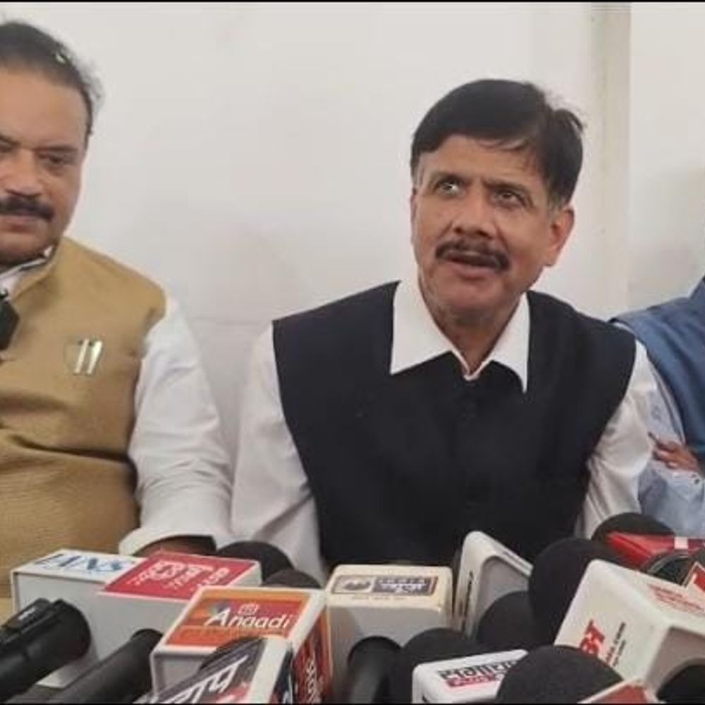 नकुल दुबे ने वोट को घर की इज्जत बताया:अम्बेडकरनगर में भाजपा पर साधा निशाना, 2027 में निष्पक्ष चुनाव कराने का किया आह्वान