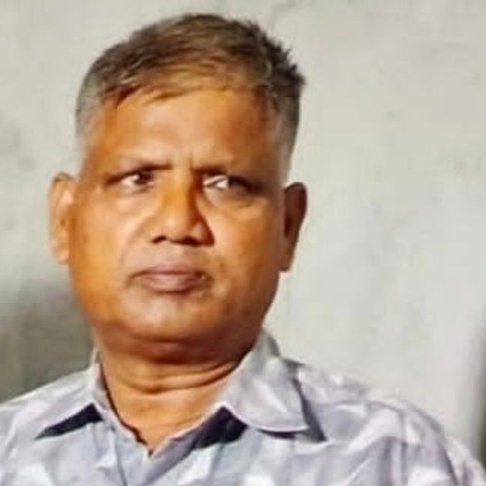 ट्रक ने चार लोगों को रौंदा, तीन की मौत:मेरठ में सड़क करते समय टक्कर मारी, मृतकों में कॉलेज कलर्क और दुकानदार; तीनों एक ही गांव के