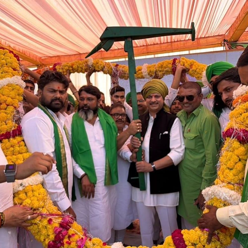 लखनऊ में भारतीय किसान क्रांति यूनियन महापंचायत:डॉ. राजेश्वर सिंह बोले – जायज मांगें शासन तक पहुंचाएंगे