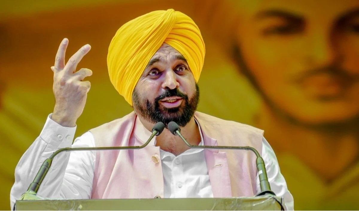CM Bhagwant Mann के Paris दौरे पर करदाताओं का पैसा बहाने का आरोप, BJP हमलावर
