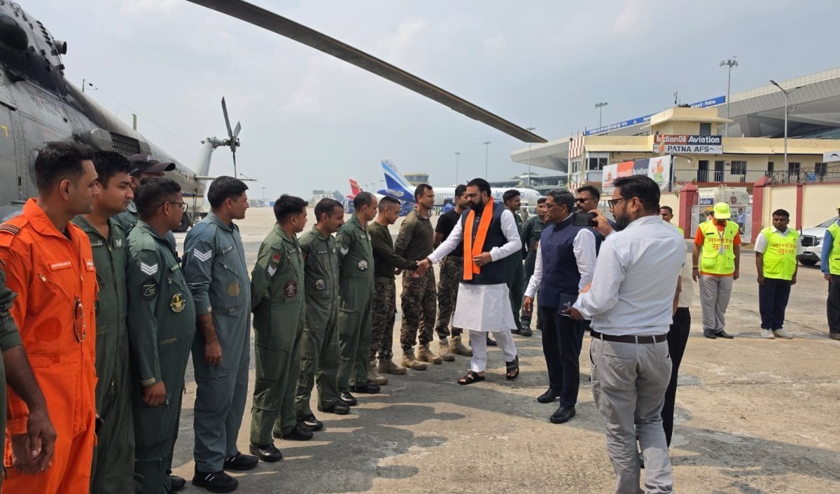 सारण के बाढ़ प्रभावित इलाकों में IAF ने की Air Dropping, पहुंचाए 28 टन से ज्यादा राशन