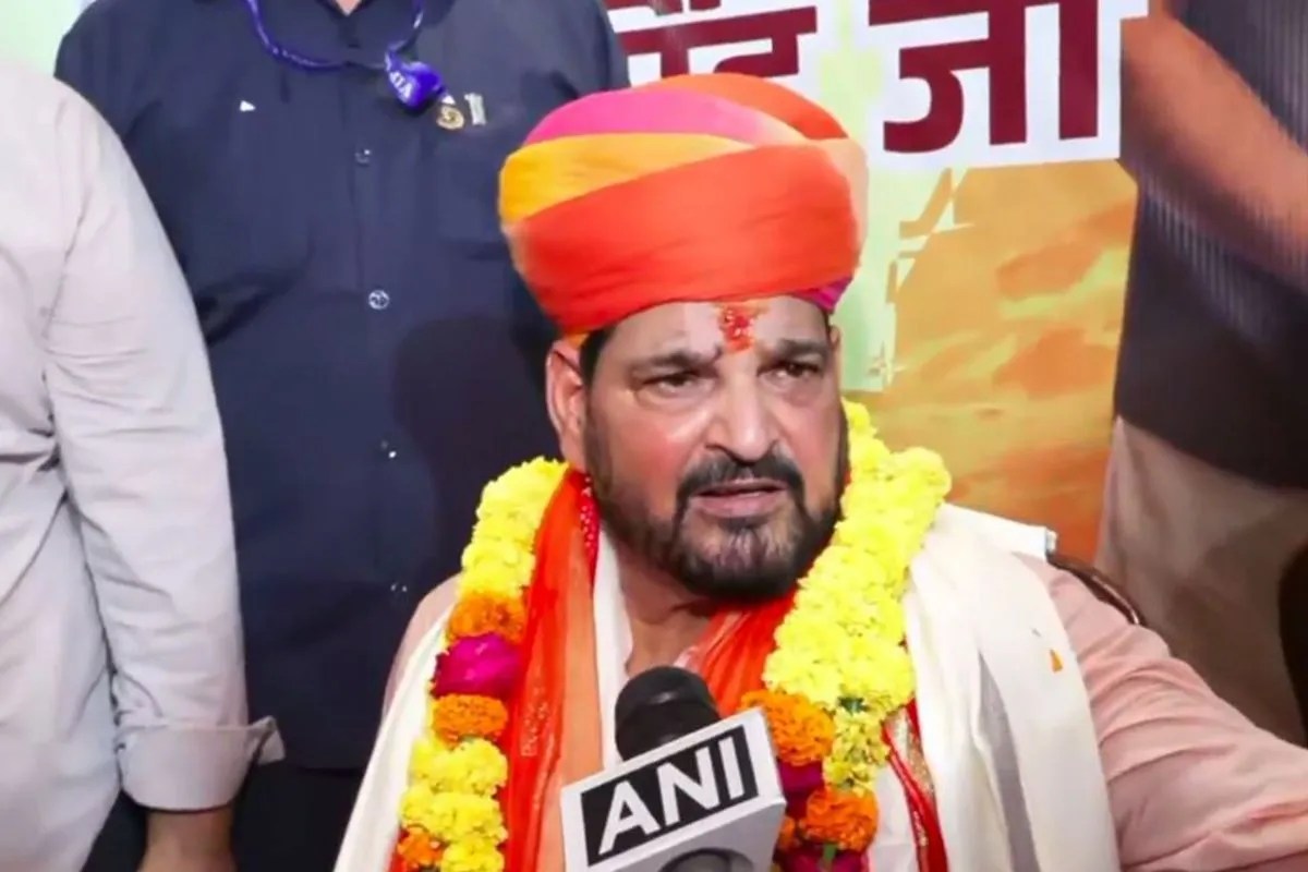 ‘आगामी चुनाव लड़ने से इंकार’ अयोध्या पहुंचे पूर्व भाजपा सांसद बृजभूषण शरण सिंह का बड़ा ऐलान