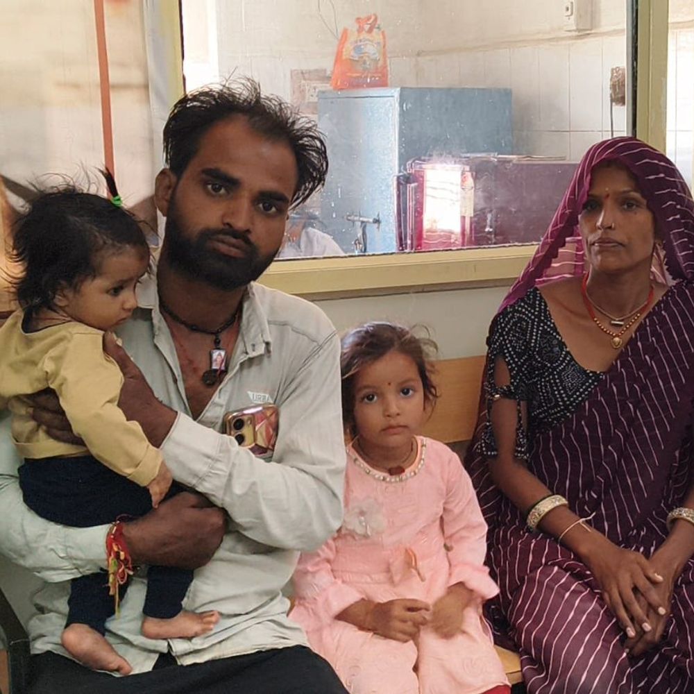 कुत्तों ने 8 लोगों और 3 बछड़ों को काटा:कुश्यारा में 3 बच्चों पर हमला; 6 दिन पहले 35 लोगों को बनाया शिकार