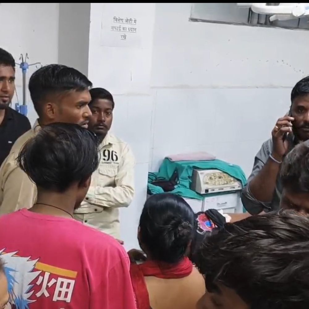 पैसों के लेनदेन को लेकर युवक पर चाकू से हमला:4 हमलावरों ने जेब से 38 हजार रुपए भी छीने, घायल का इलाज जारी